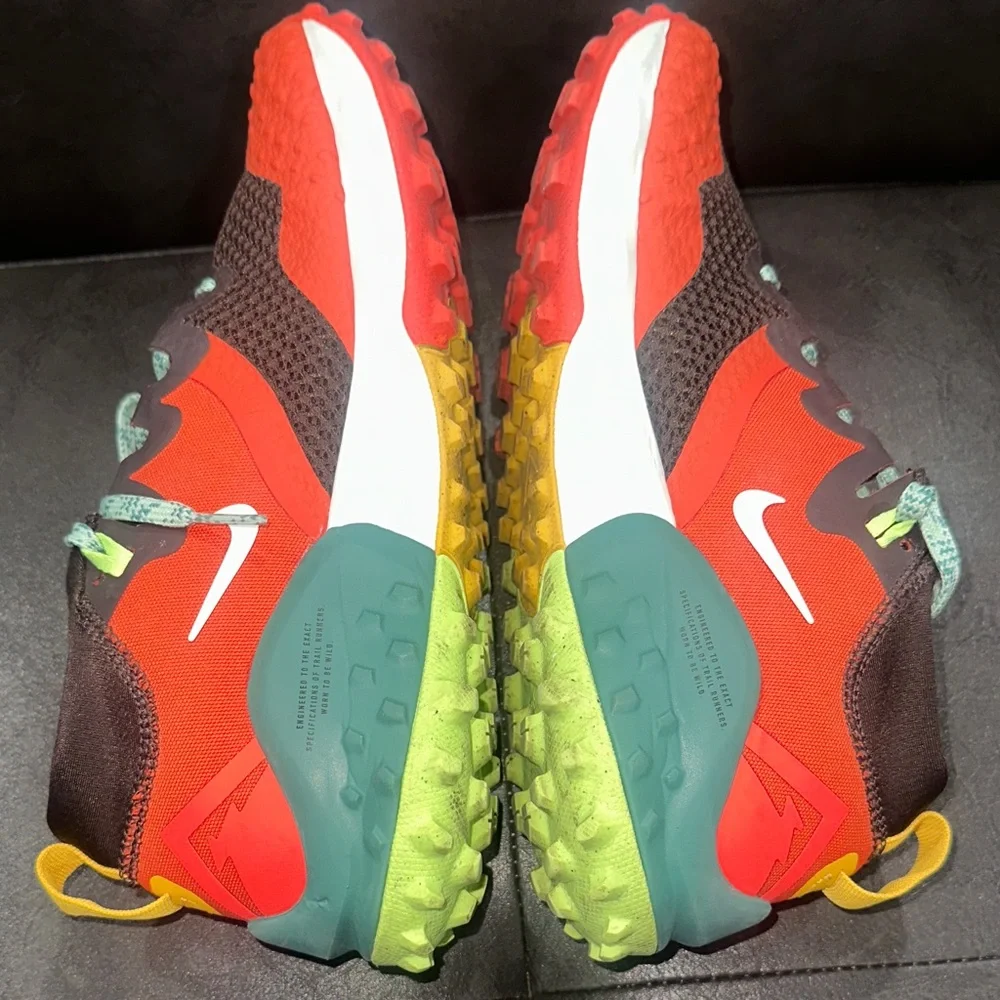 Nike Multicolor Trail Running Shoes - Picture 11 of 14